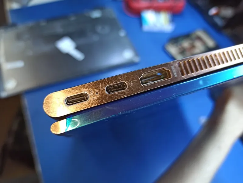 Uszkodzone porty USB C laptopa HP Spectre 15-BL 100nd